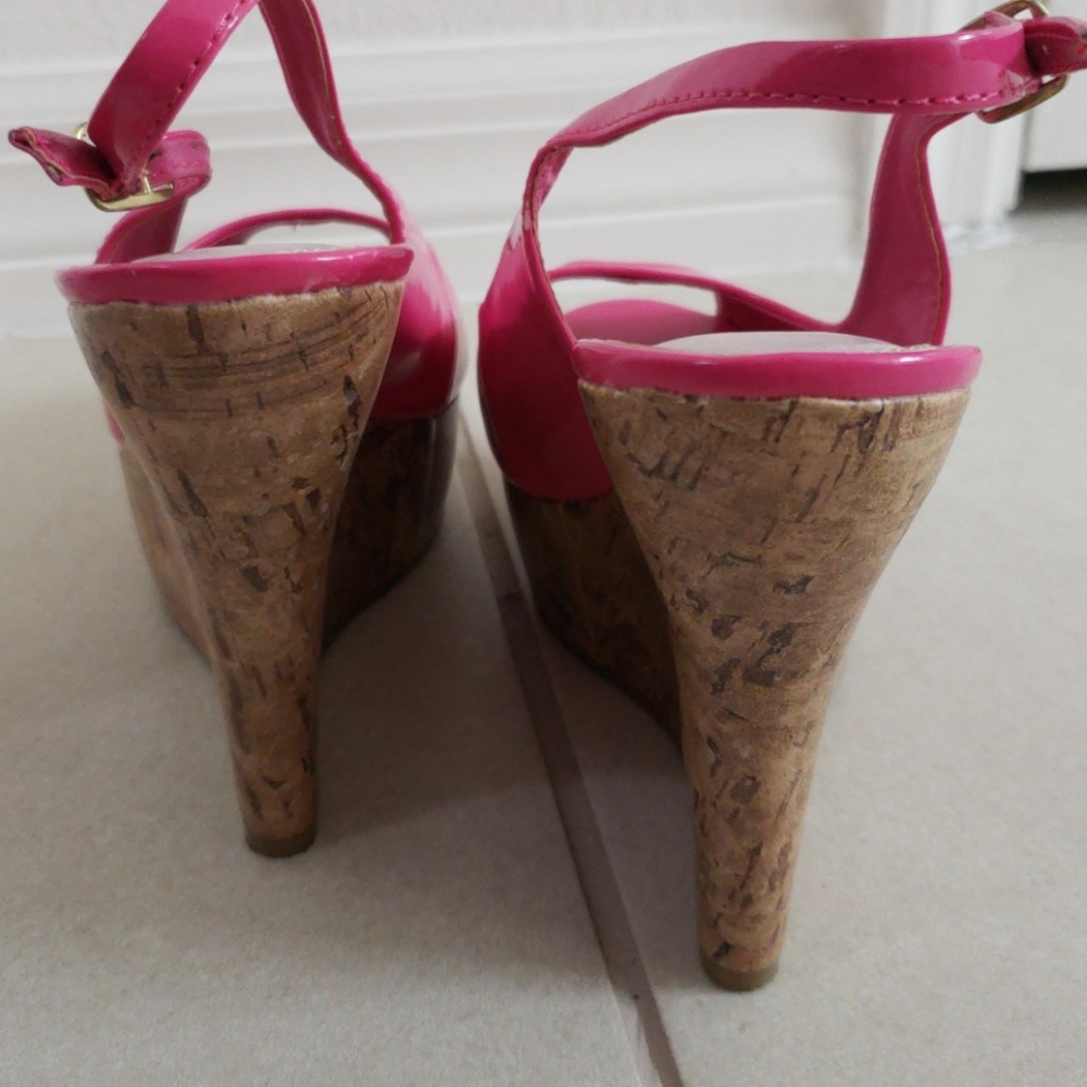 Shoes - Picture 3 of 3